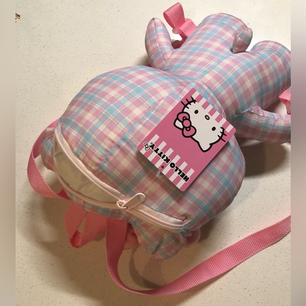 Hello Kitty Plaid Vinyl Plushie Backpack - Picture 4 of 8